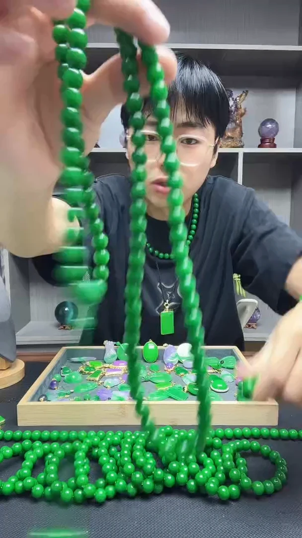 项链未镶嵌翡翠项链