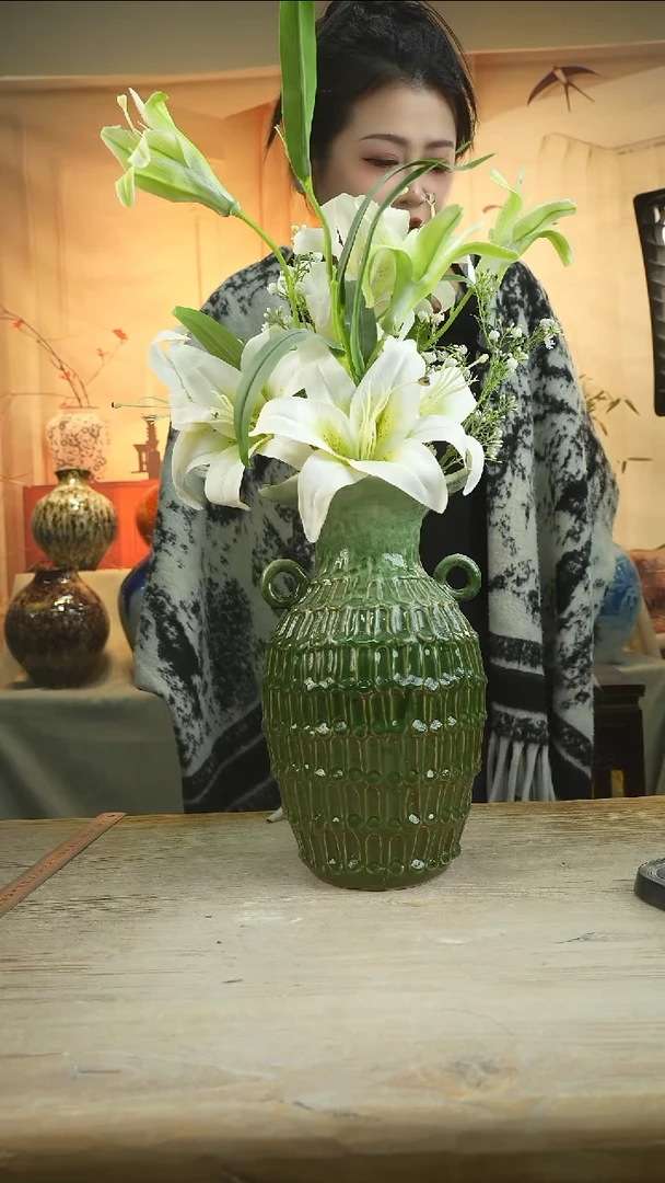 高度34口径17陶瓷花瓶