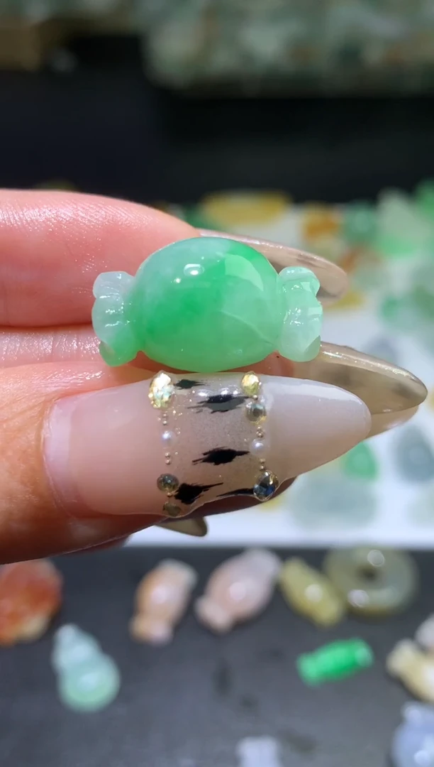 未镶嵌定制翡翠毛货  20.6-12.6-11.6