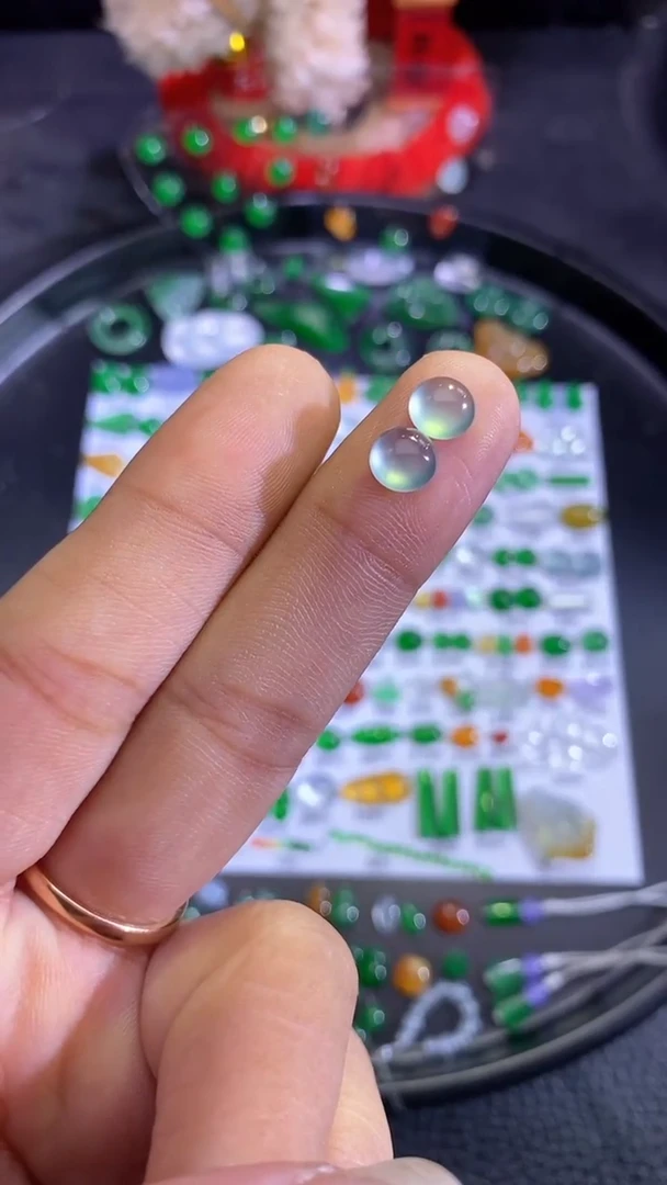 未镶嵌挂件翡翠蛋