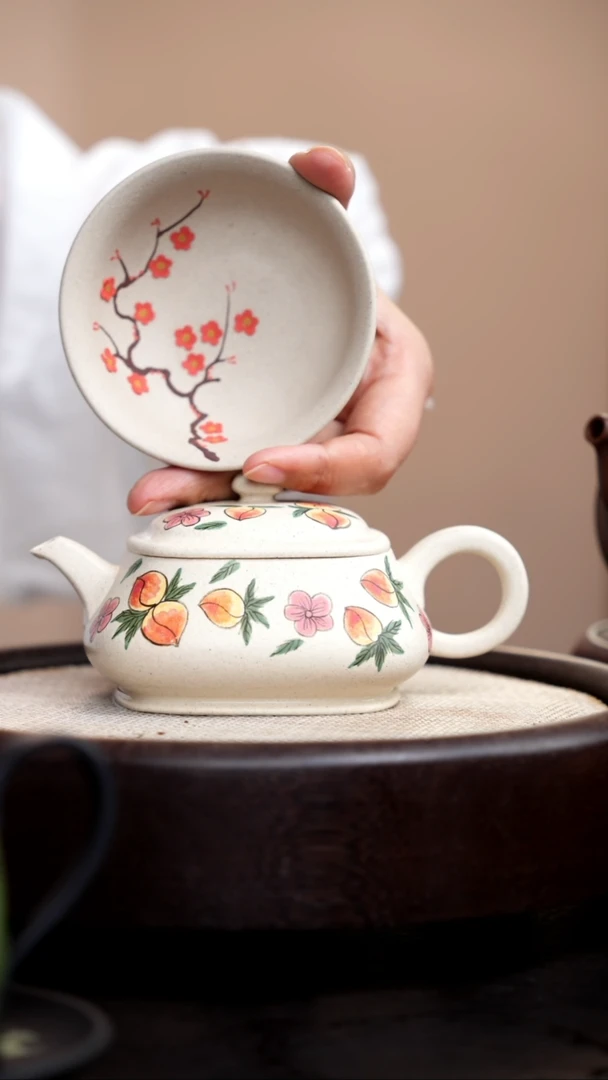 茶壶紫砂白玉段四方明炉泥绘桃子+杯