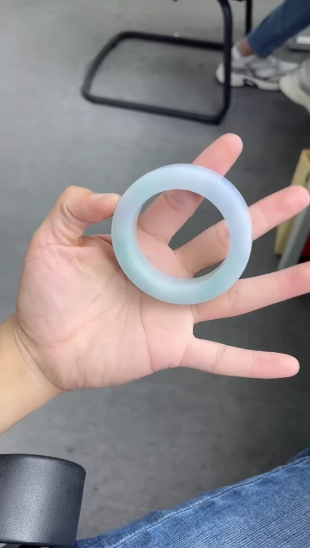 未镶嵌手镯定制翡翠D****l手镯