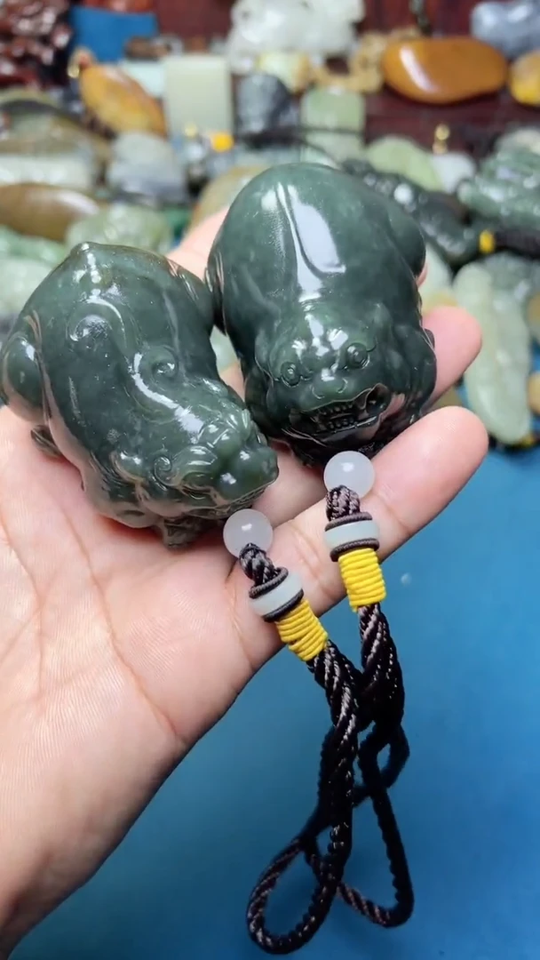 和田玉未镶嵌把件2