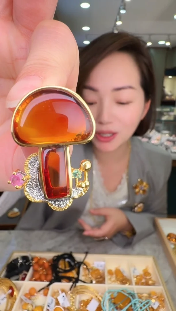 蓝珀吊坠(不含链)银S925镶嵌080