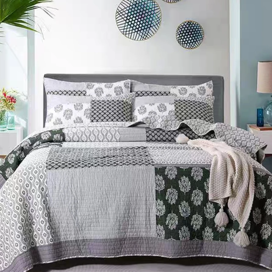 畅姐推荐【手工百福拼接床盖绗缝被三件套】夹棉柔软薄被子铺盖两用