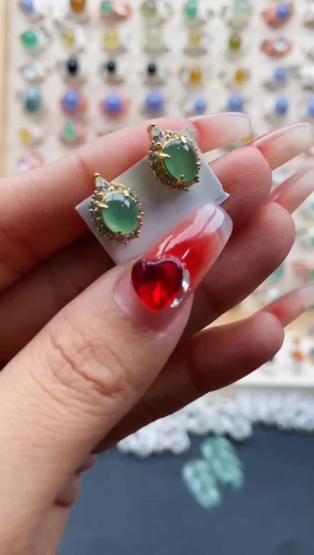 【闪购商品】翡翠耳饰银S925镶嵌缅甸天然A货翡翠333 5+
