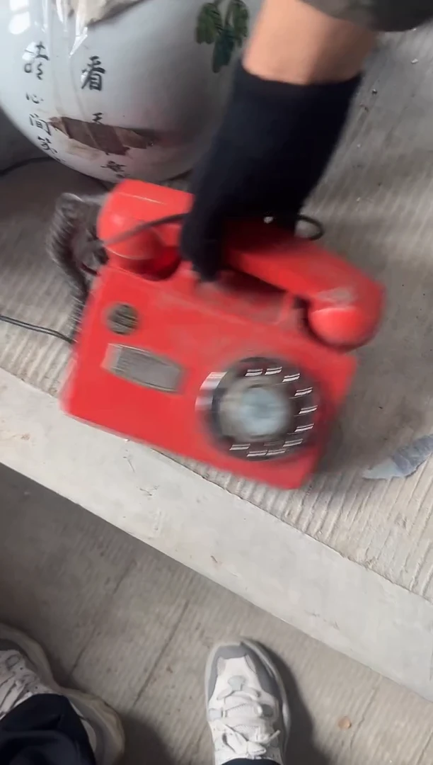 茶盏朋***下直播闪购改价链接3