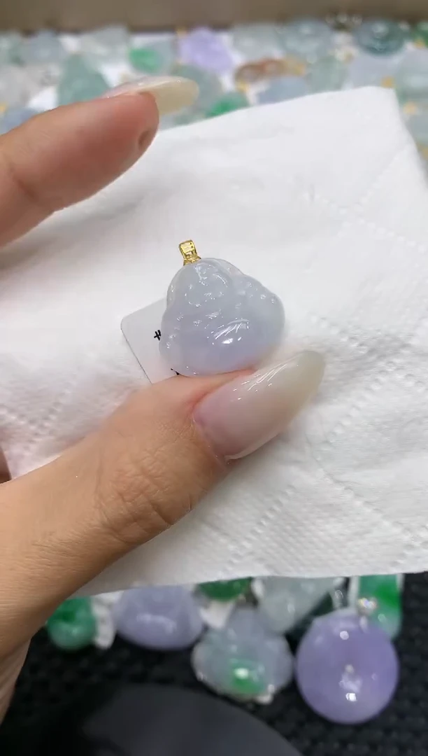 颈饰18K金镶嵌翡翠111111111111