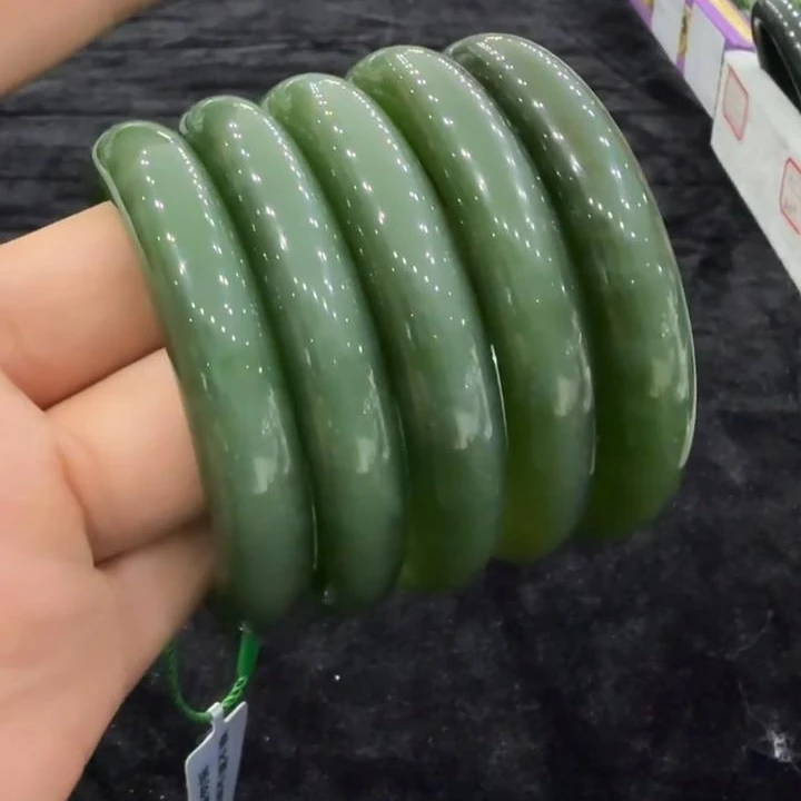 【老郑家】和田玉手镯一支 (多样性发1件)