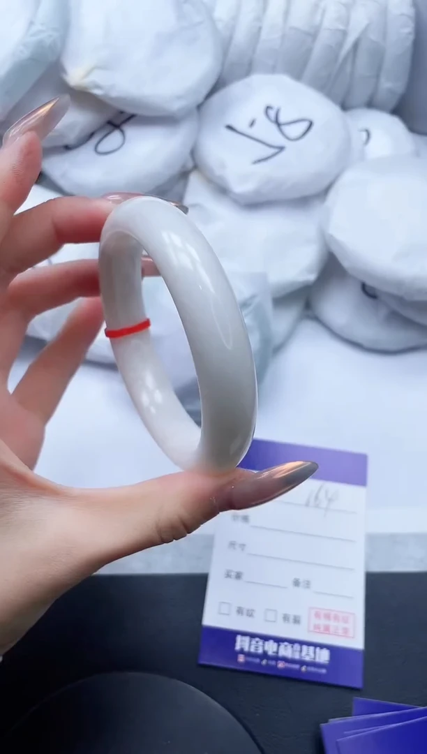 【闪购商品】和田玉手镯未镶嵌19L164-60