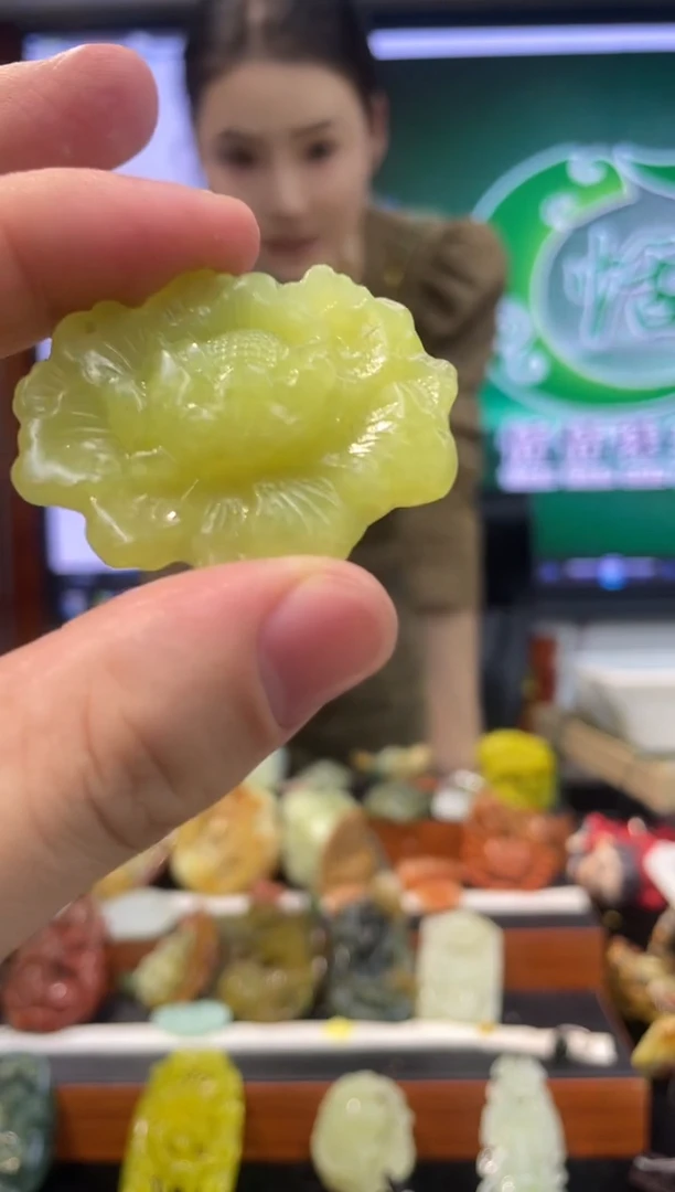 【闪购商品】岫玉吊坠未镶嵌·多样性发货*拍一发一