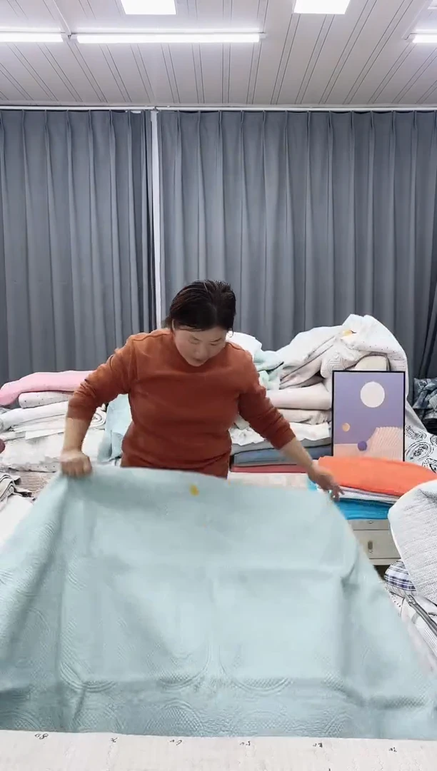 棉浅蓝花好月圆粉斑2.3*2.4