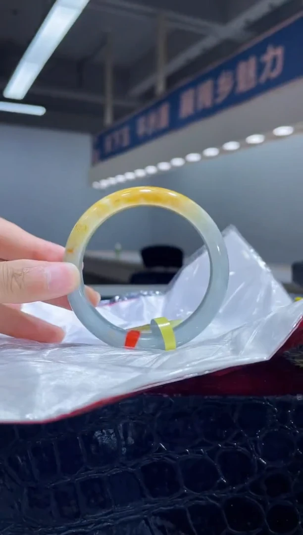 未镶嵌手镯翡翠2