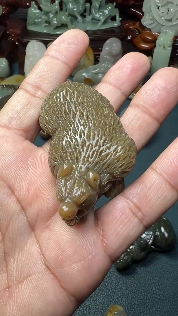 未镶嵌和田玉把件-