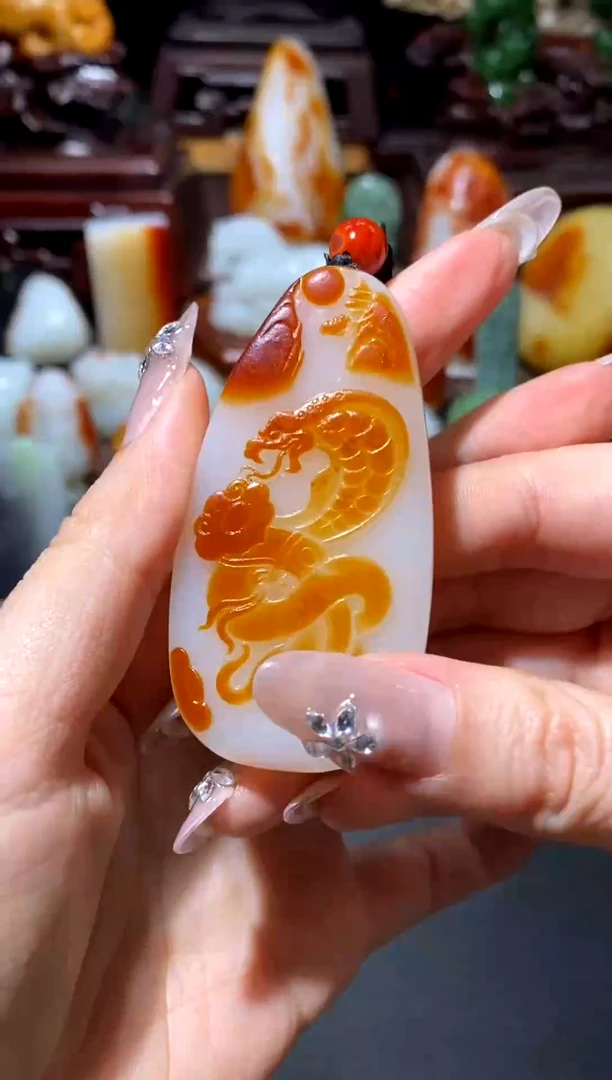 未镶嵌和田玉挂件自**志是豆腐干反对规范化