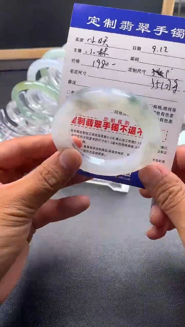 未镶嵌圆条定制翡翠小****鞋小妖轻奢女鞋