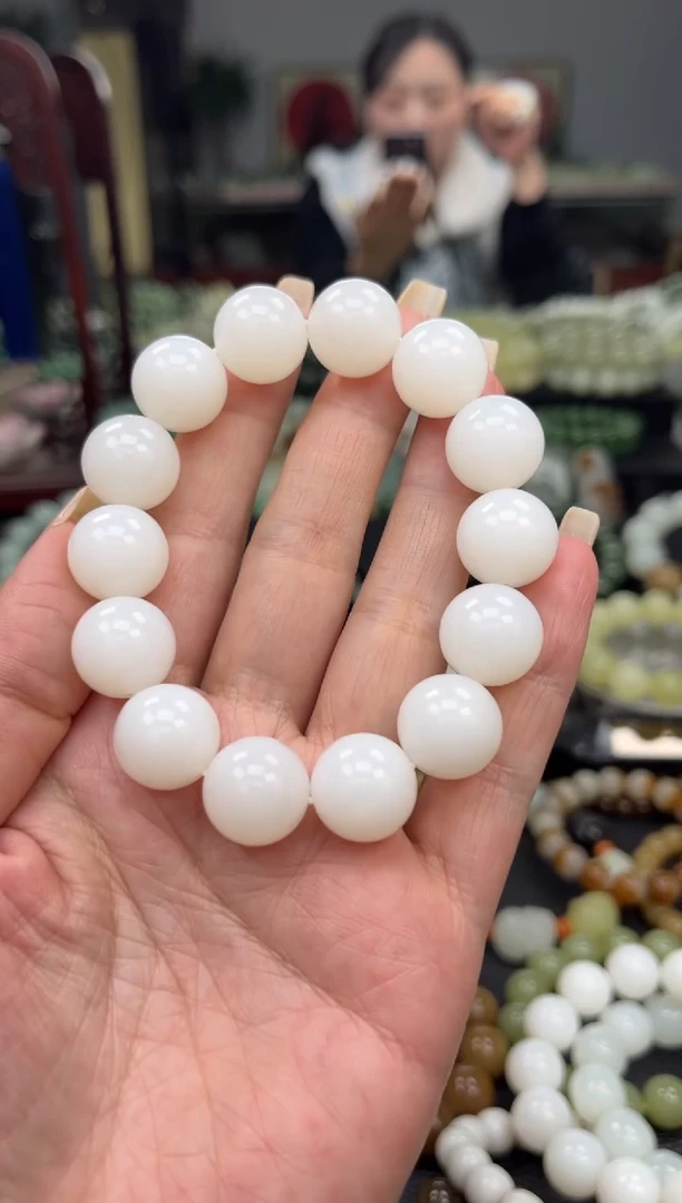 【闪购商品】和田玉手串未镶嵌新疆天泰白玉卡15