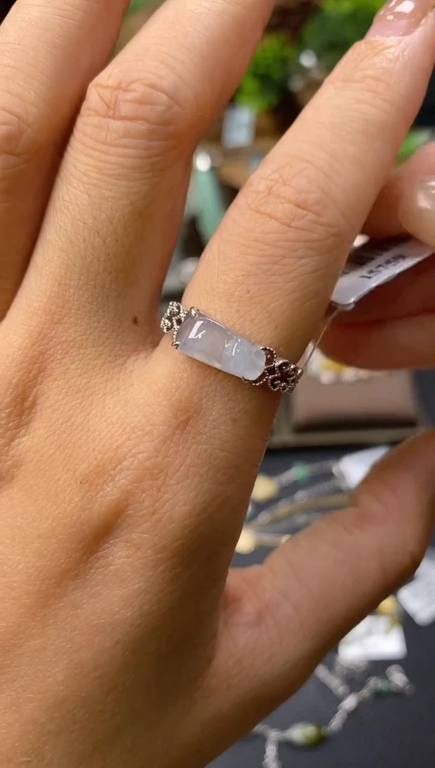 颈饰银S925镶嵌翡翠净货15759