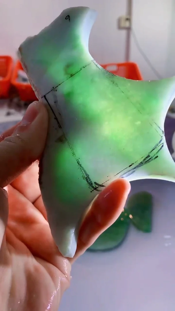 颈饰未镶嵌翡翠缅甸A货翡翠580