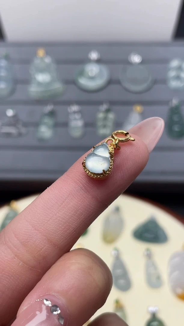 颈饰银S925镶嵌翡翠（8号链接）纯天然A货缅甸翡翠葫芦滴溜（微瑕）