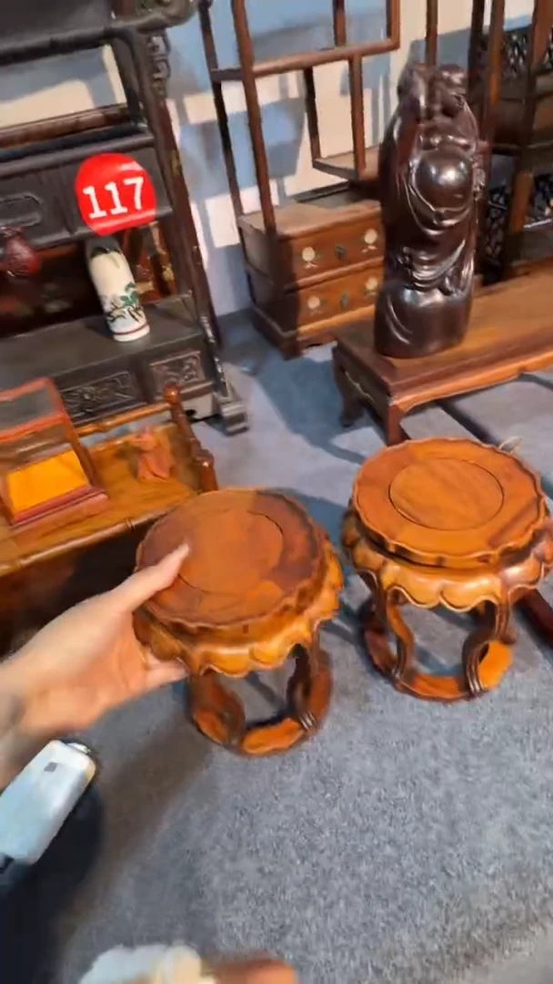 木福利           香几一对