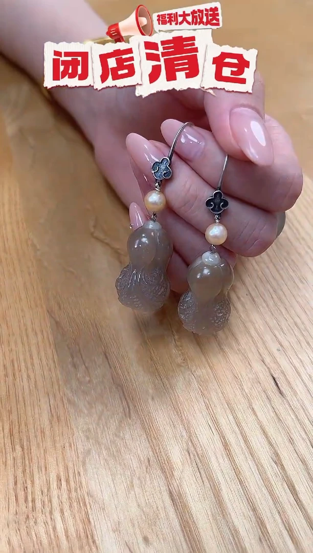 白水牛角白菜珍珠祥云耳钩