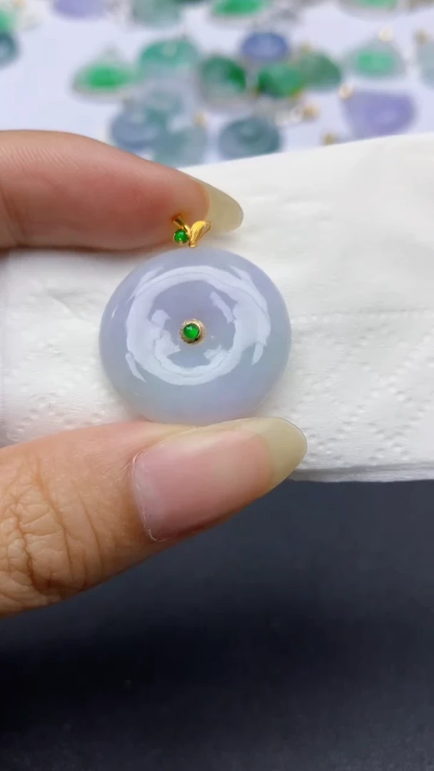 颈饰18K金镶嵌翡翠天然缅甸a货翡翠百元以上9元证书费自理