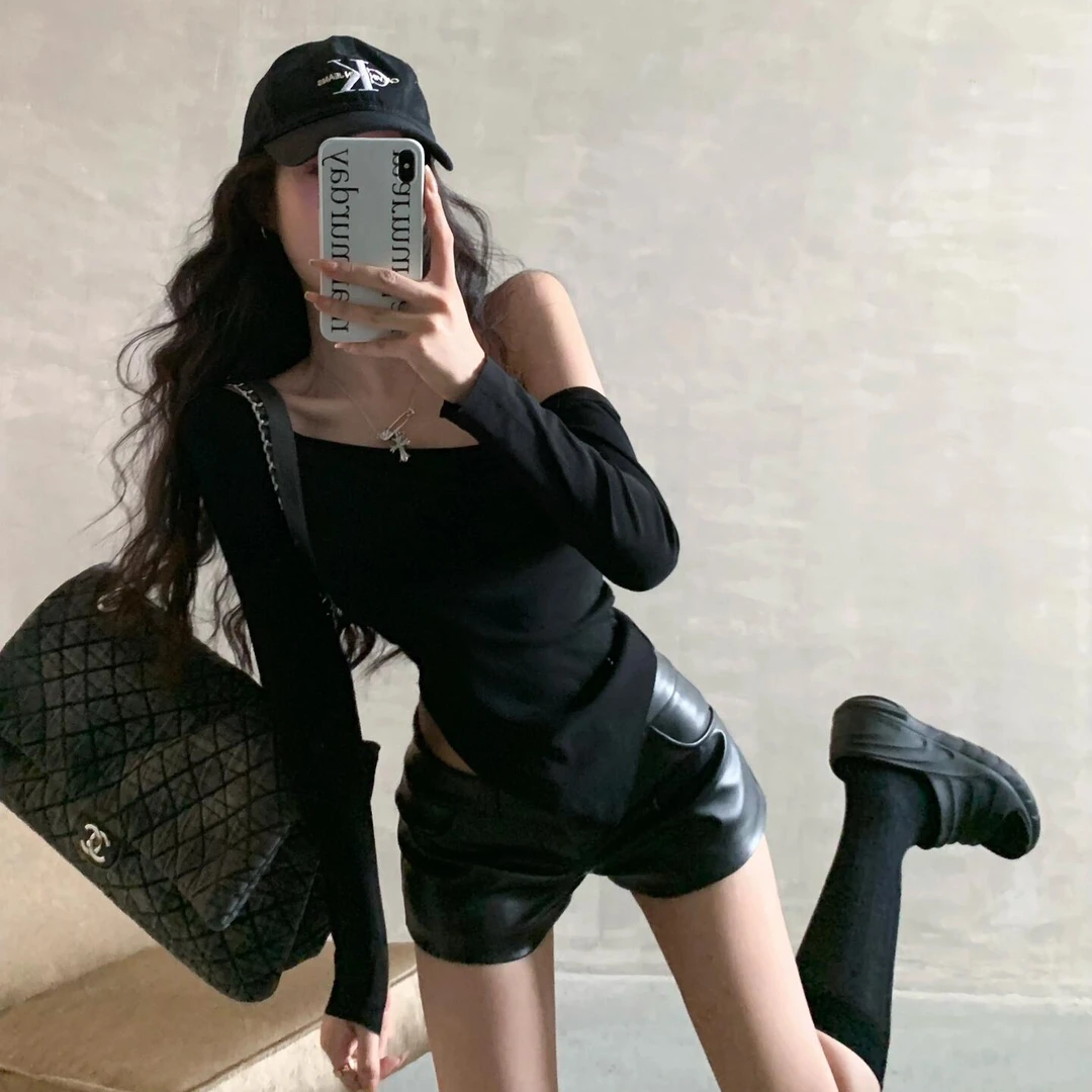 纯欲黑色斜肩长袖T恤女2025早秋季新款修身显瘦百搭短款上衣ins潮