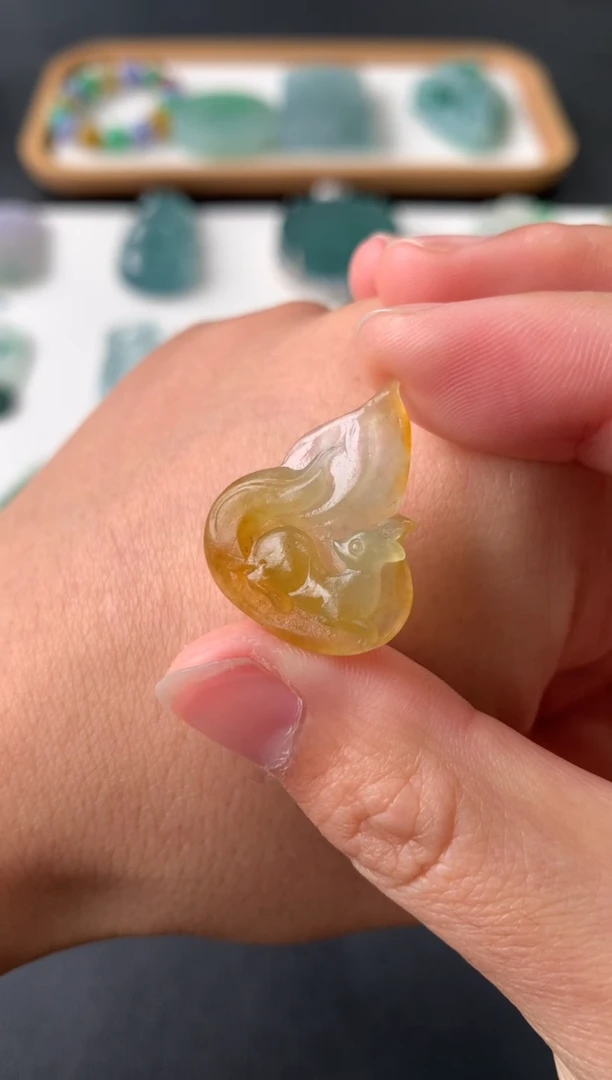 未镶嵌定制翡翠翡翠