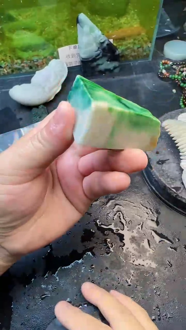 【闪购商品】翡翠颈饰未镶嵌069天然翡翠