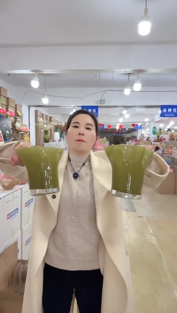 【闪购商品】无铅玻璃美全花器-i-早23