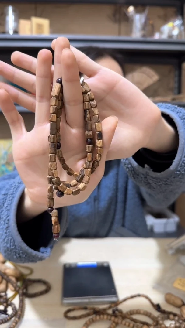 【闪购商品】沉香手串菩萨棋野料多圈手串多样性发一条