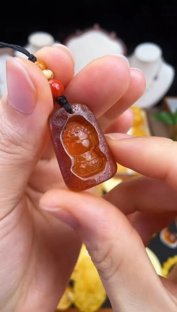 琥珀未镶嵌珠宝奇石柒月