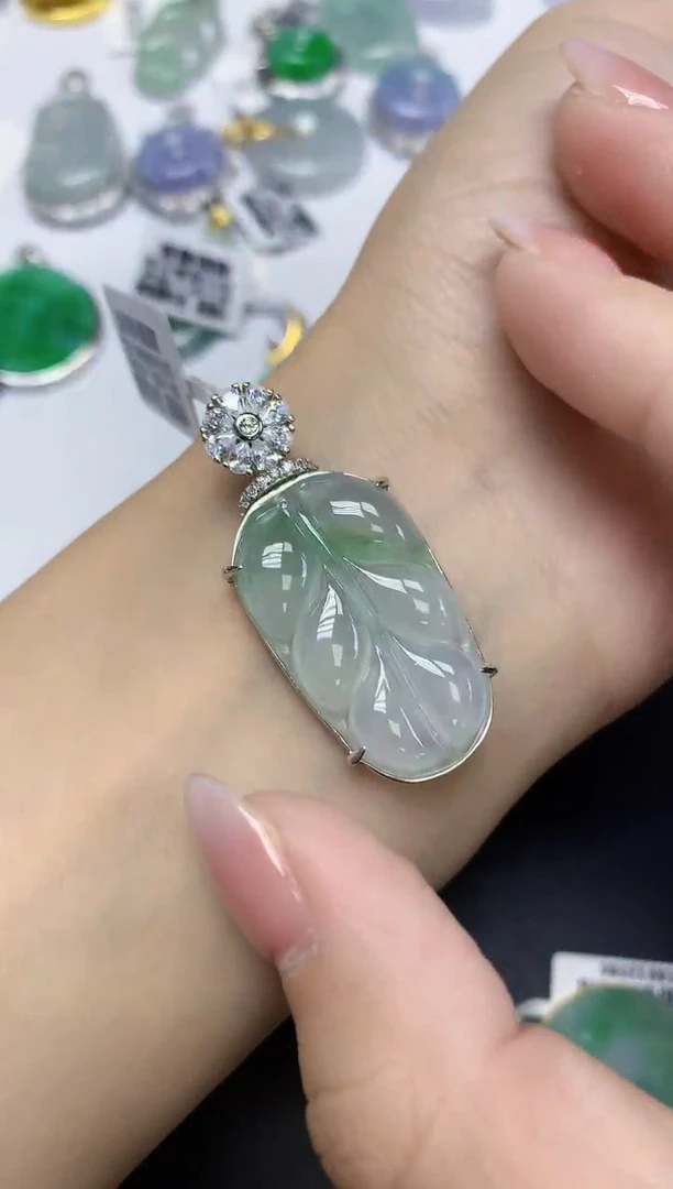 颈饰未镶嵌翡翠天然缅甸翡翠A货多样性发一件