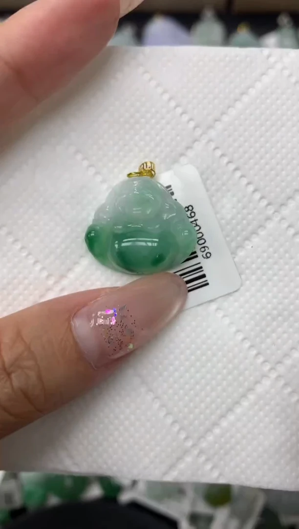 颈饰18K金镶嵌翡翠1111111111