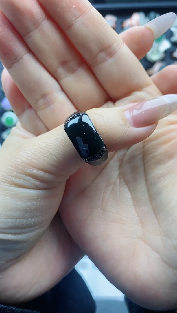 【闪购商品】翡翠戒指银S925镶嵌天然翡翠男戒