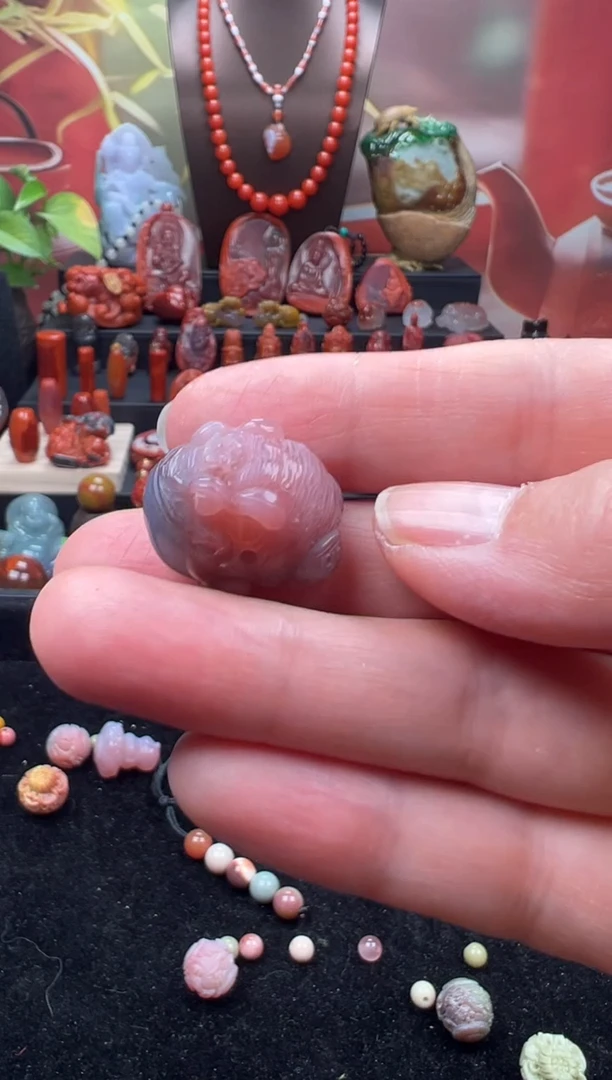 未镶嵌吊坠玛瑙/玉髓何****?吊坠