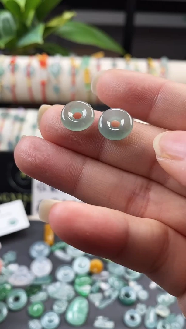 翡翠散珠甜甜圈裸石