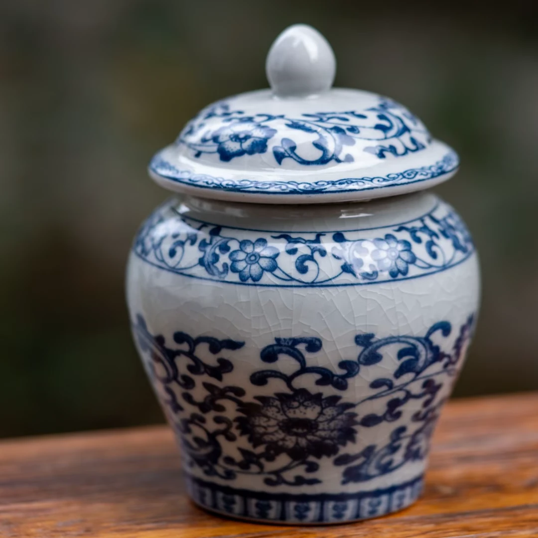 a61-青花将军茶叶罐