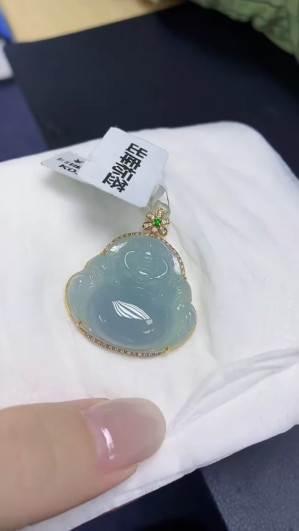 翡翠18K金镶嵌颈饰天然缅甸翡翠A货