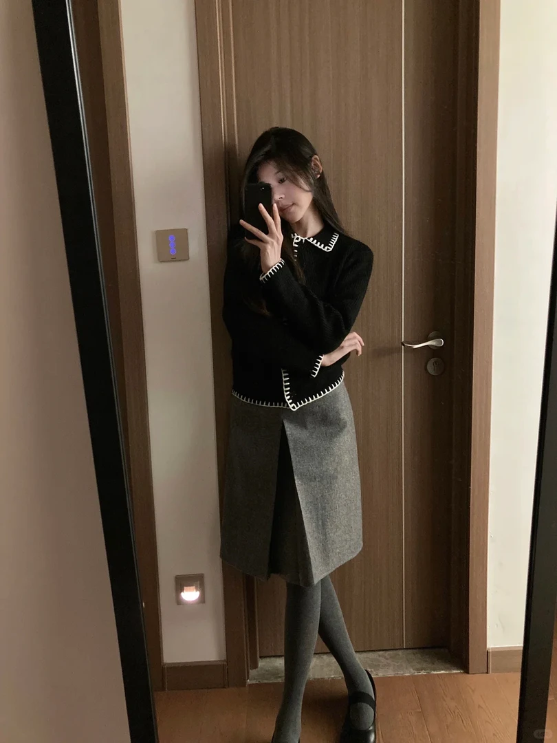 2025入秋新款韩系大方得体复古撞色针织开衫上衣半身裙气质两件套