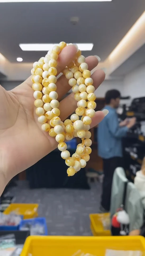 【闪购商品】未镶嵌蜜蜡裸石多样性一件发货