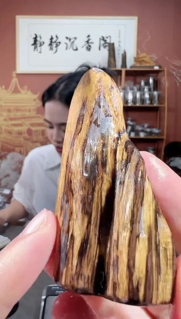 沉香吊坠107号芽庄多样性发一