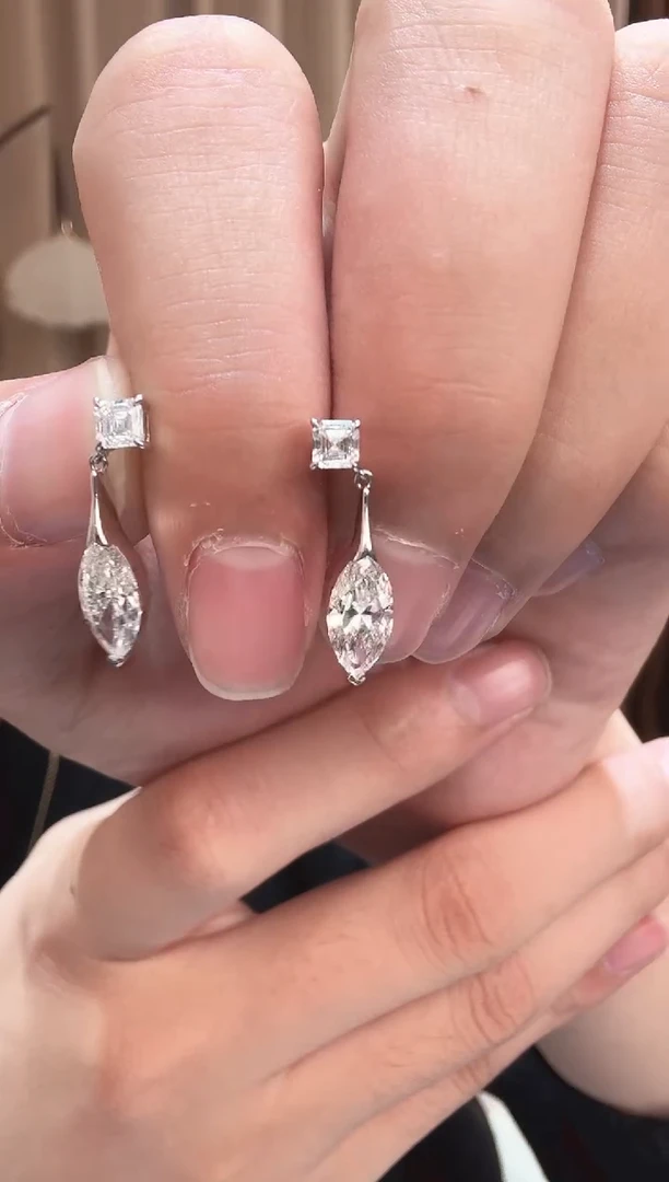 18K金镶嵌实验室培育钻石耳饰1卡方钻马眼耳钉k白