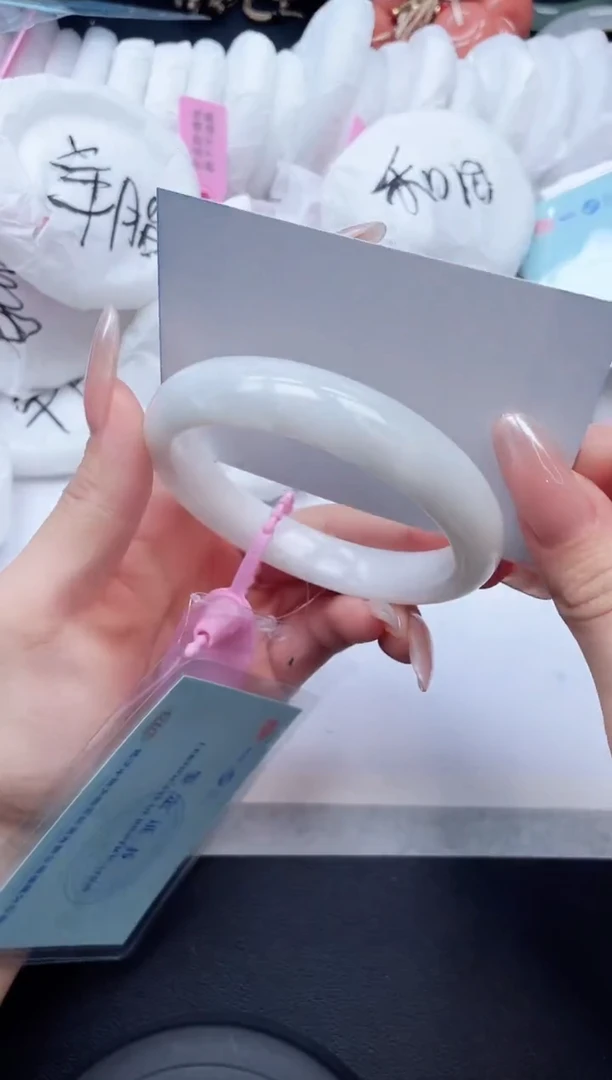 未镶嵌手镯和田玉5K35-61