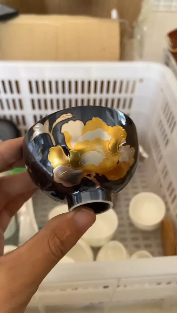 无运费险有瑕疵的摄影的产品有使用过的痕迹有点脏介意勿拍