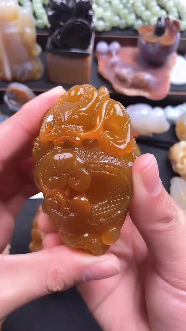 【闪购商品】玛瑙/玉髓龙未镶嵌手把件