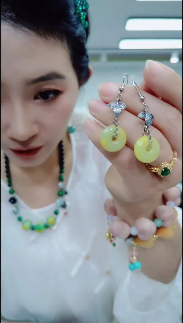 翡翠未镶嵌耳饰25113黄翡一对