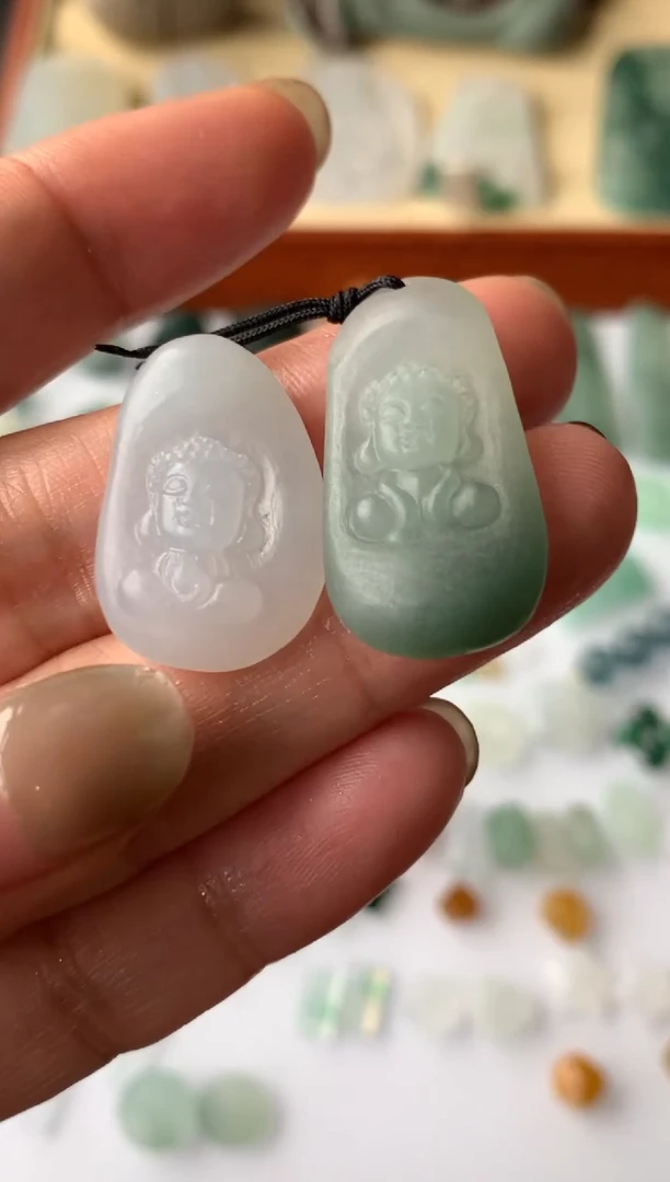 【闪购商品】定制翡翠未镶嵌宝宝佛-2个