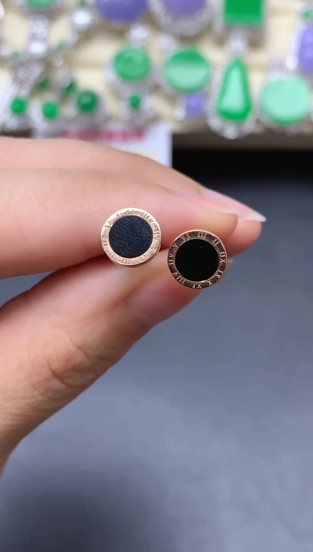 颈饰18K金镶嵌翡翠266中国好珍宝